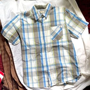 Volcom button up